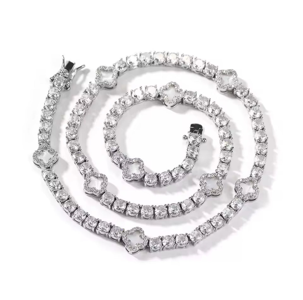 TENNIS LEAF CHAIN - WHITE GOLD